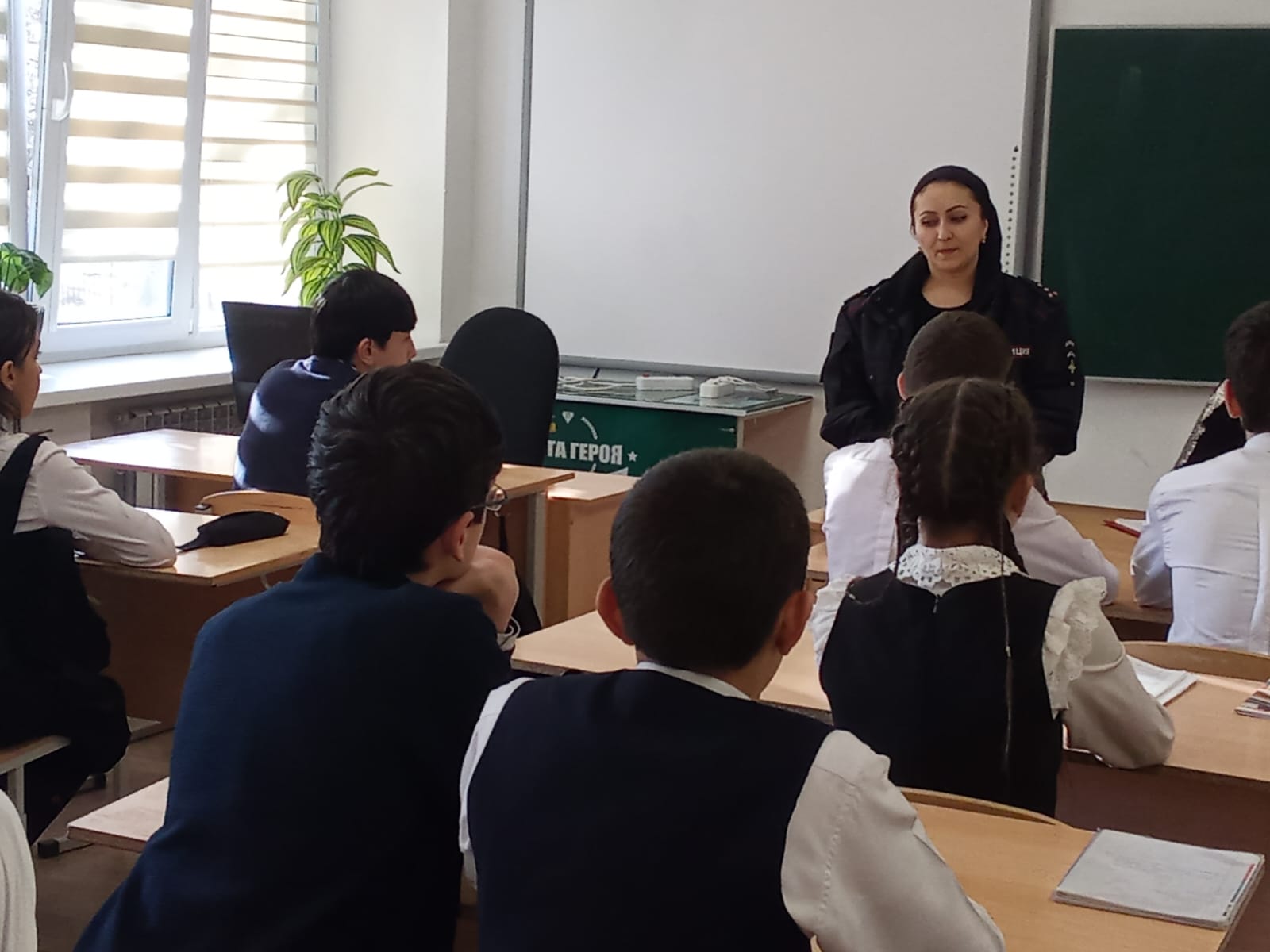 Профилактика деструктивного поведения обучающихся и их родителей.